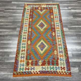 Maymana Kilim